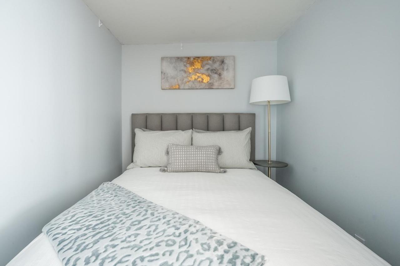 Globalstay Yonge St Condos Toronto Zewnętrze zdjęcie