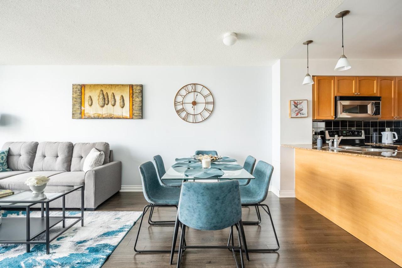 Globalstay Yonge St Condos Toronto Zewnętrze zdjęcie