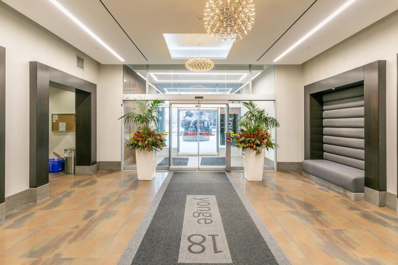 Globalstay Yonge St Condos Toronto Zewnętrze zdjęcie