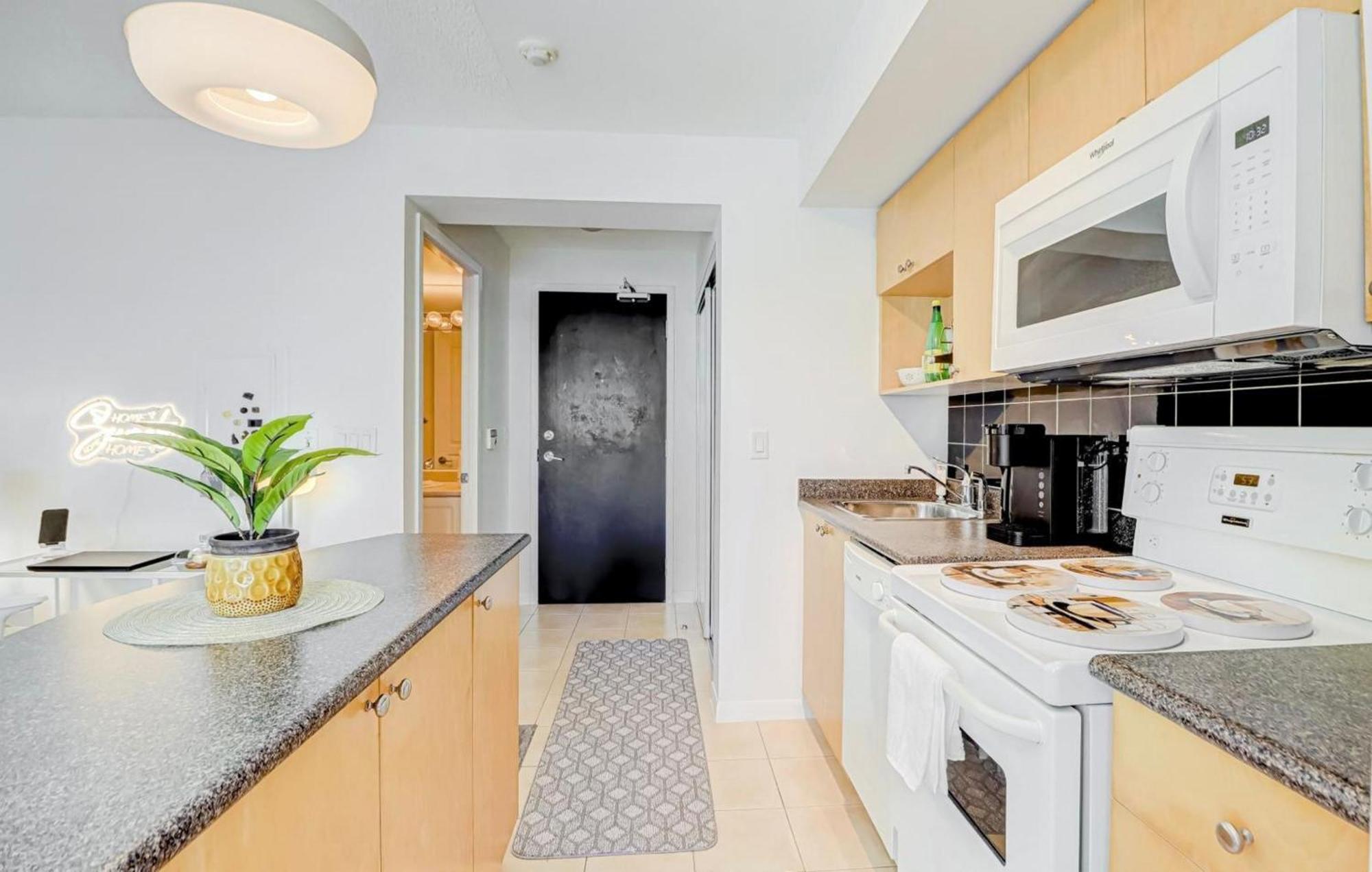Globalstay Yonge St Condos Toronto Zewnętrze zdjęcie